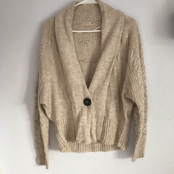 Zara M oatmeal sweater - Picture 1 of 6